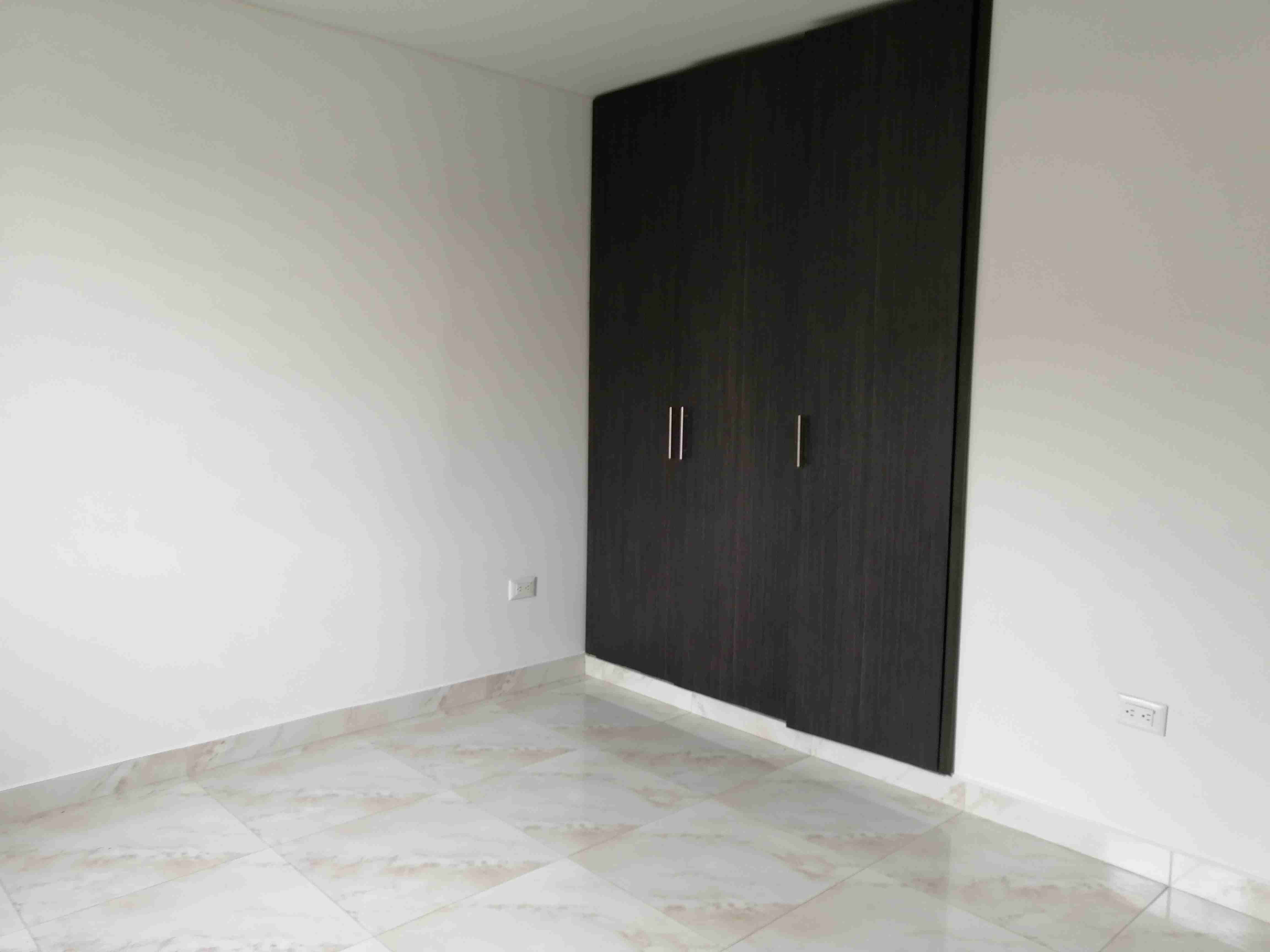 Apartamento en venta en Sector Plaza De Bolivar, Pereira · foto 10 de 16