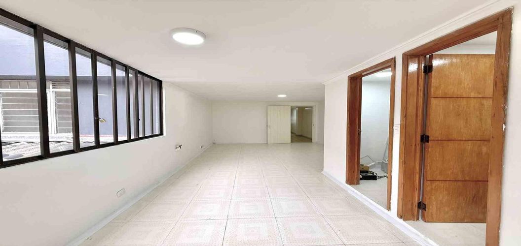 Local en venta en Sector Plaza De Bolivar, Pereira, 32 m² · foto 5 de 10