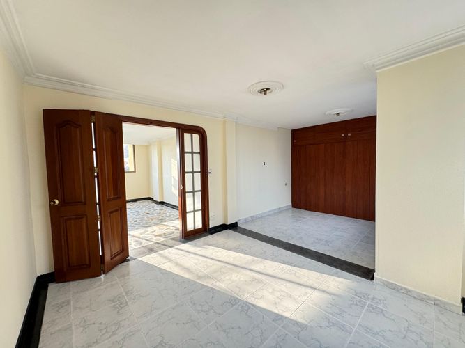 Apartamento de 3 alcobas en venta en La Lorena Ii Etapa, Pereira, 110 m² · foto 3 de 20