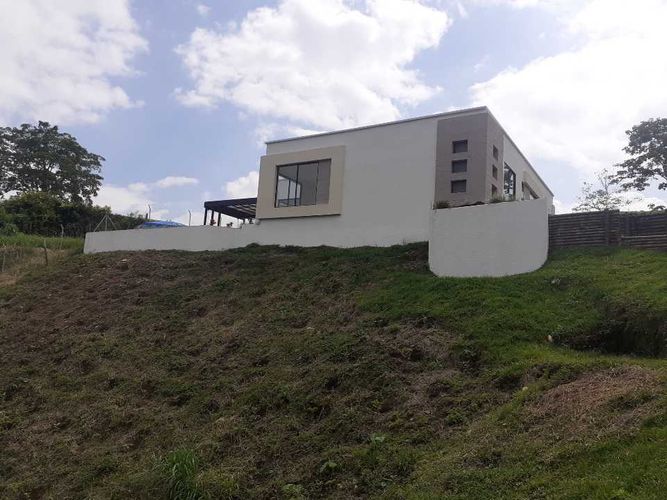 Casa de 3 alcobas en venta en Santa Teresa, Pereira, 164 m² · foto 3 de 24
