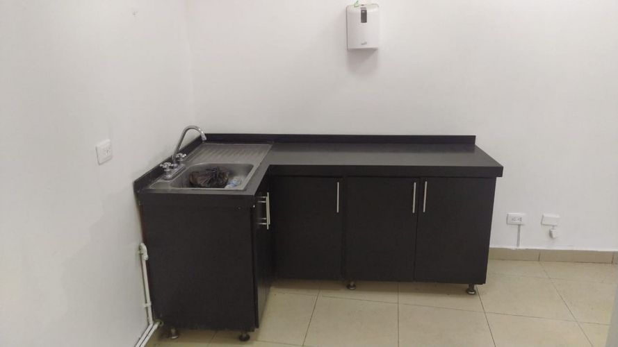 Local en venta en Los Laureles, Manizales, 20 m² · foto 9 de 15