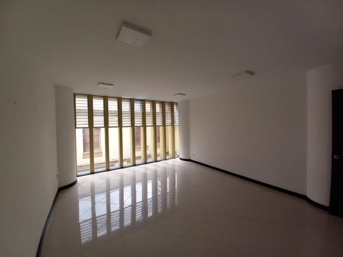 Oficina en arriendo en El Centro, Manizales, 20 m² · foto 7 de 10