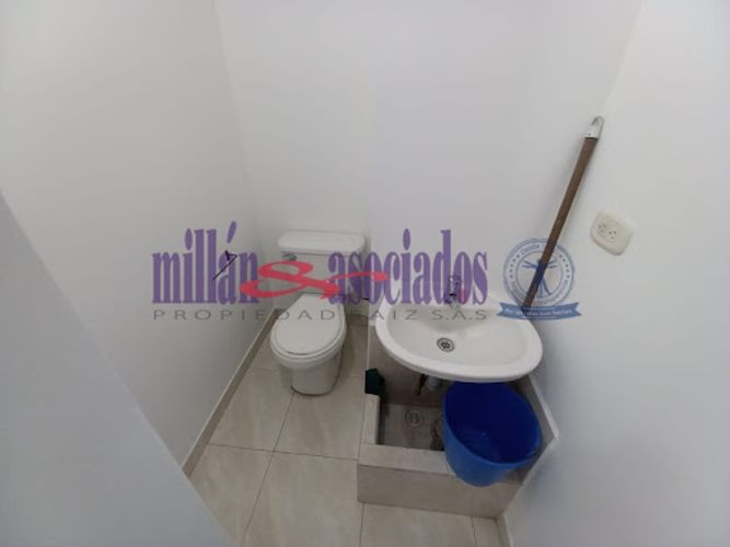 Local en venta en Centenario, Manizales, 100 m² · foto 9 de 22