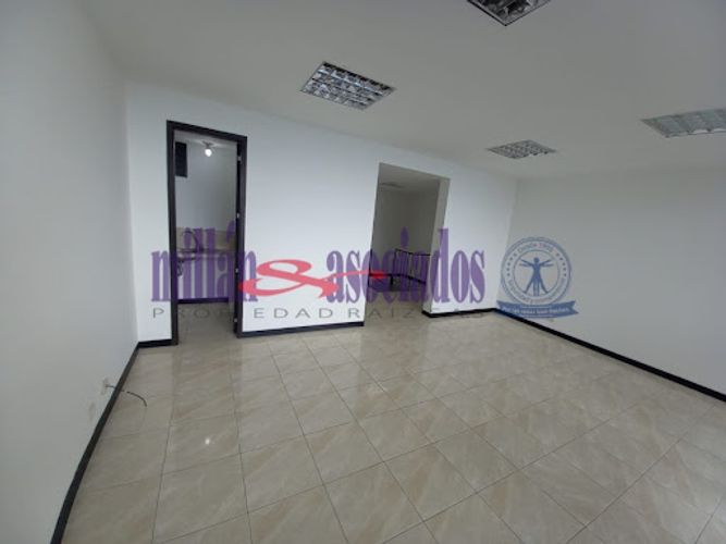 Local en venta en Centenario, Manizales, 100 m² · foto 11 de 22
