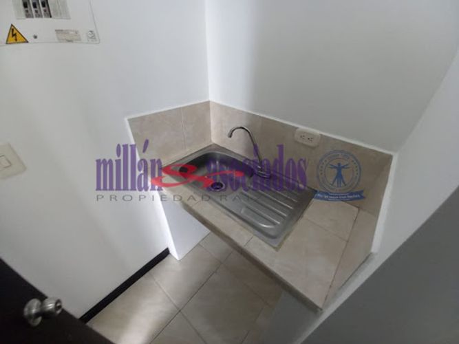 Local en venta en Centenario, Manizales, 100 m² · foto 12 de 22