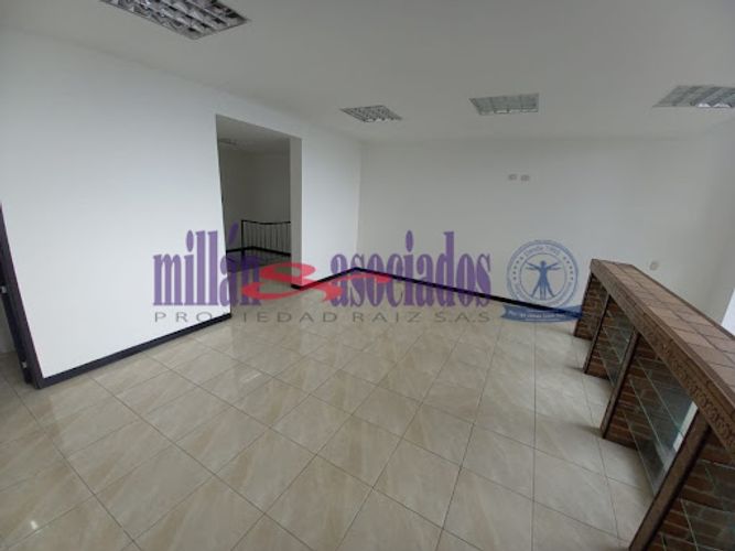 Local en venta en Centenario, Manizales, 100 m² · foto 16 de 22