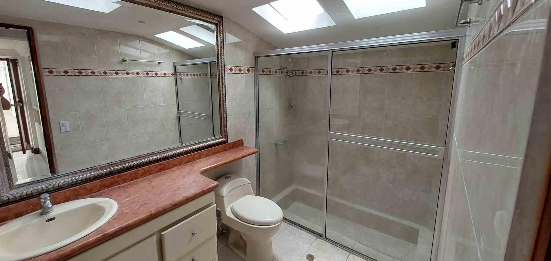 Casa en venta en La Camelia, Manizales · foto 9 de 24