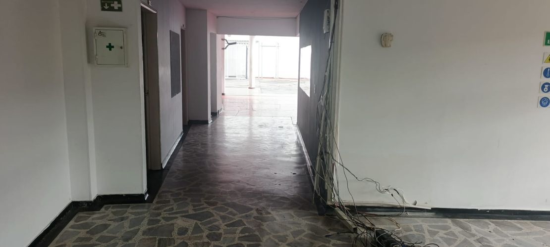 Casa de 13 alcobas en venta en Avenida 30 De Agosto, Pereira, 1750 m² · foto 3 de 24