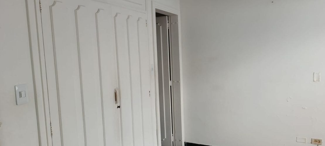 Casa de 13 alcobas en venta en Avenida 30 De Agosto, Pereira, 1750 m² · foto 7 de 24