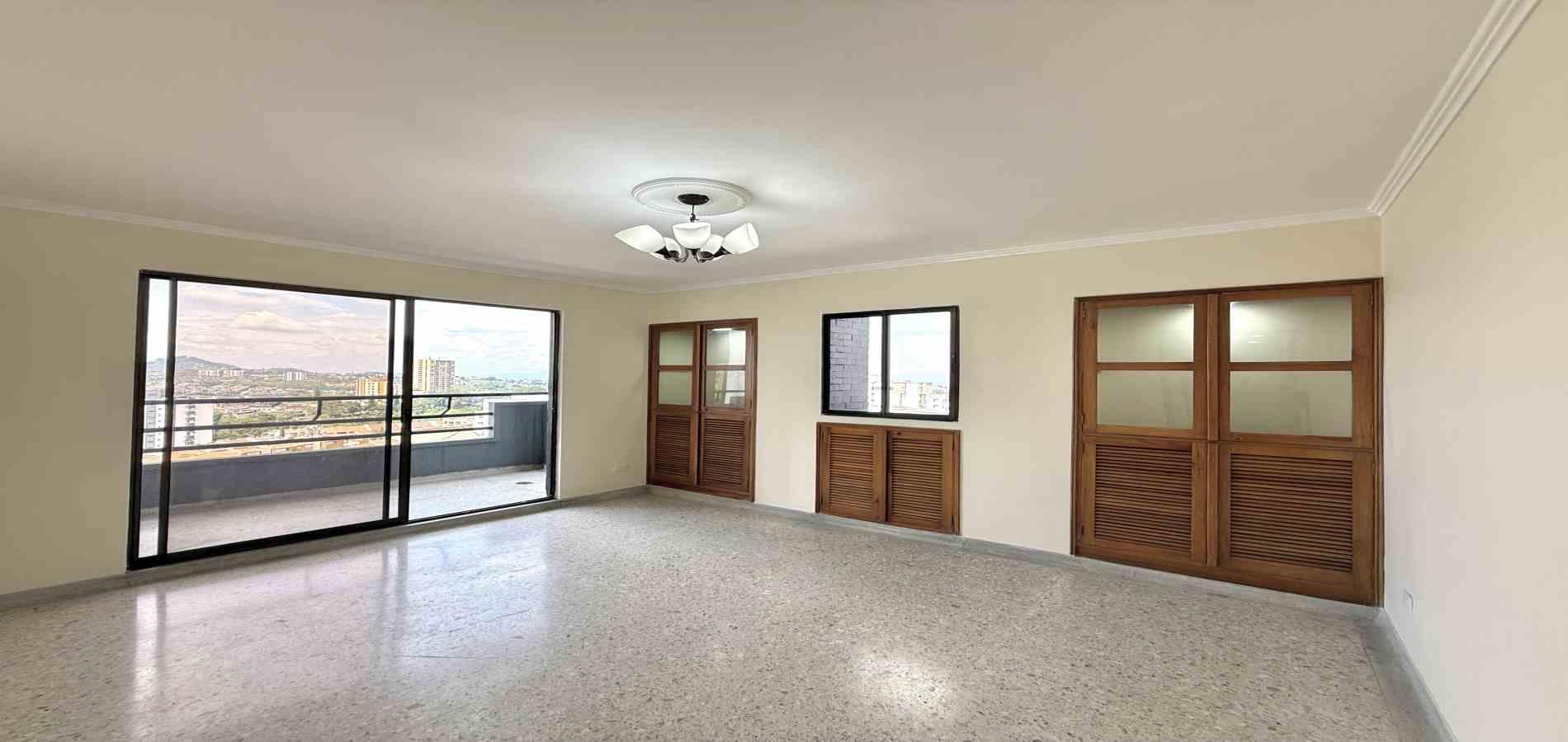 Apartamento en venta en Avenida 30 De Agosto, Pereira · foto 6 de 24
