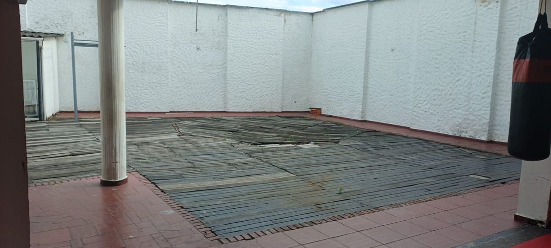Casa de 13 alcobas en venta en Avenida 30 De Agosto, Pereira, 1750 m² · foto 15 de 24
