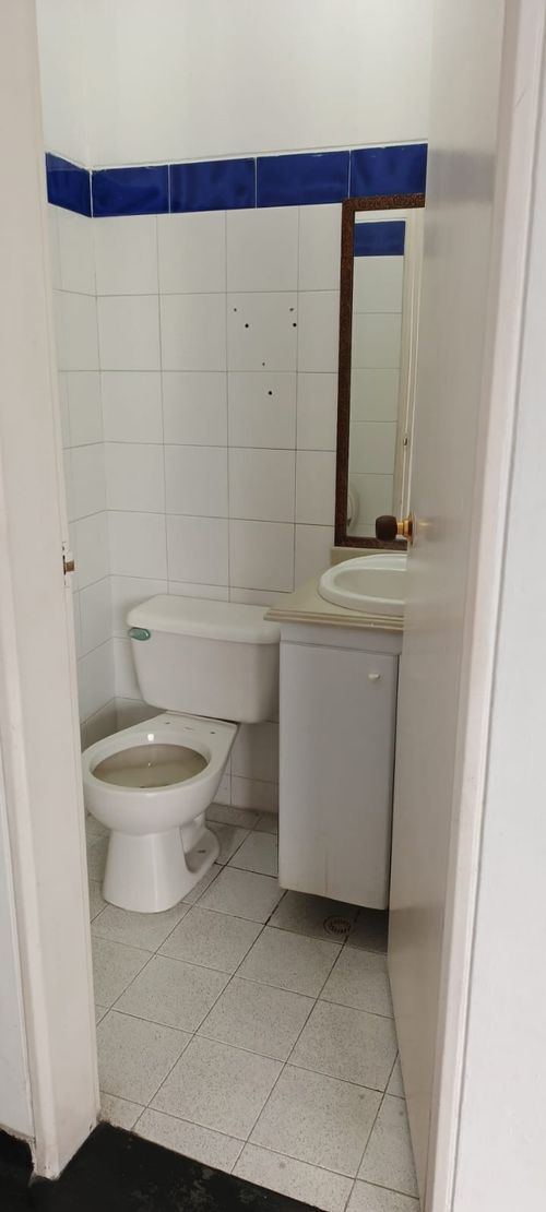 Casa de 13 alcobas en venta en Avenida 30 De Agosto, Pereira, 1750 m² · foto 23 de 24