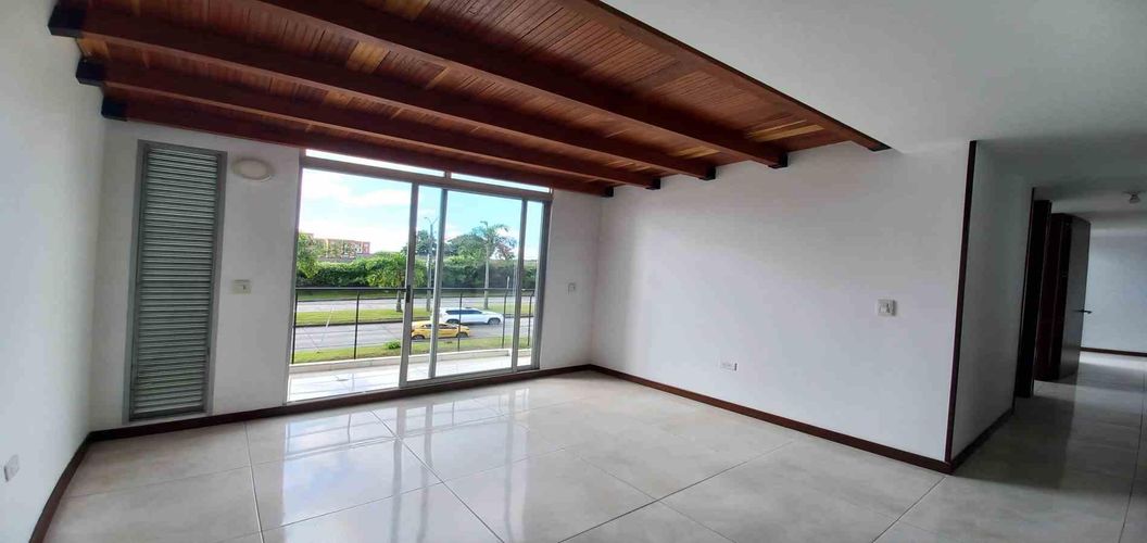 Apartamento de 3 alcobas en venta en Pereira, 127 m² · foto 2 de 24