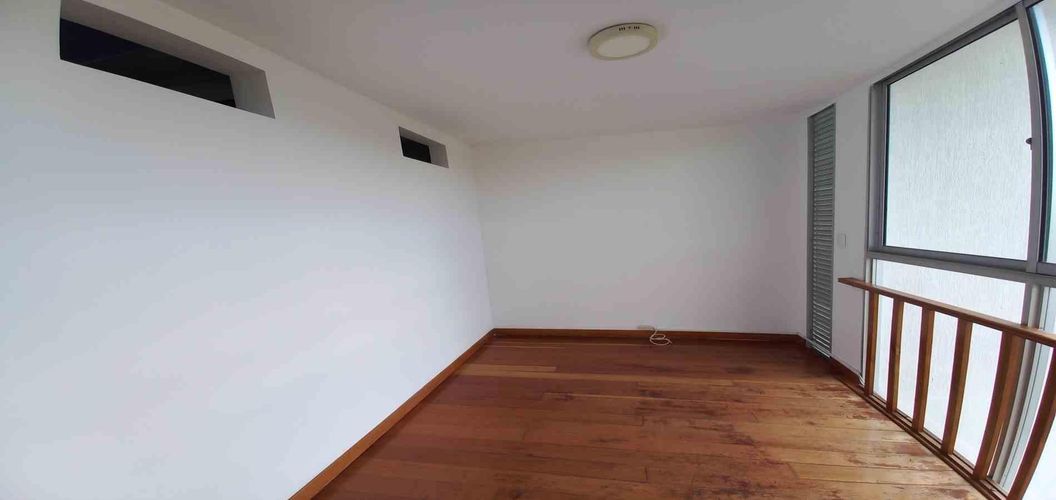 Apartamento de 3 alcobas en venta en Pereira, 127 m² · foto 10 de 24