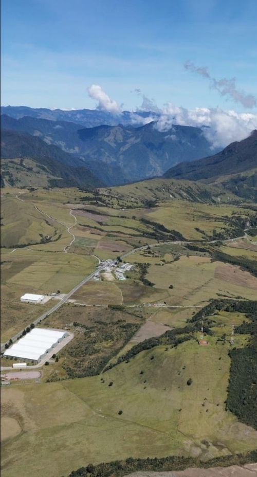 Lote en venta en Colombia, Manizales · foto 4 de 13