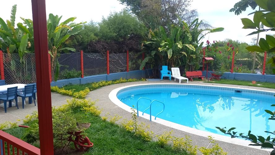 Casa de 7 alcobas en venta en Armenia, 290 m² · foto 2 de 24