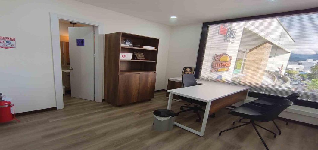 Oficina en arriendo en Los Laureles, Manizales, 11 m² · foto 5 de 15