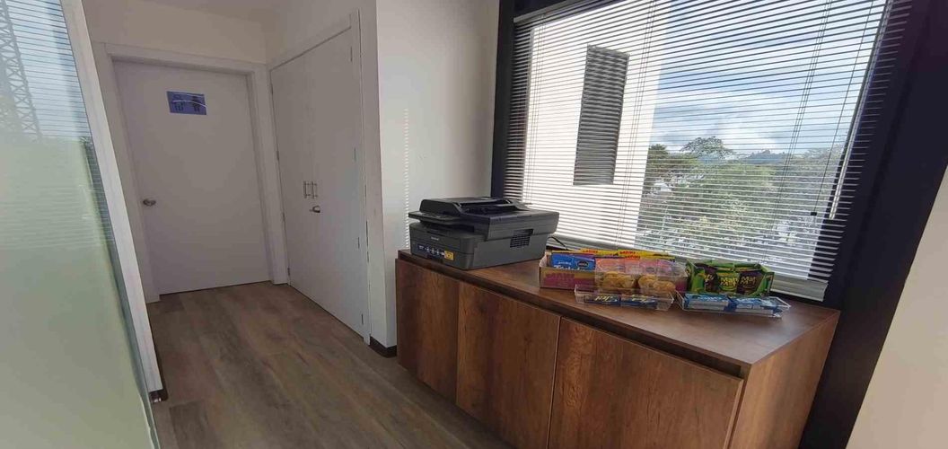 Oficina en arriendo en Los Laureles, Manizales, 11 m² · foto 10 de 15