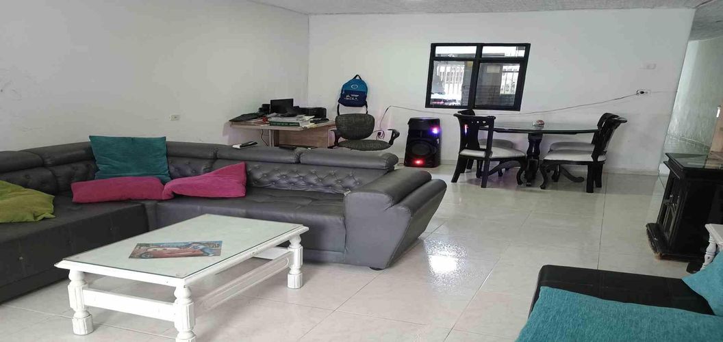 Casa de 8 alcobas en venta en San Jose, Armenia, 152 m² · foto 22 de 24