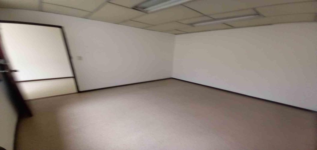 Oficina en arriendo en El Centro, Manizales, 14 m² · foto 3 de 12