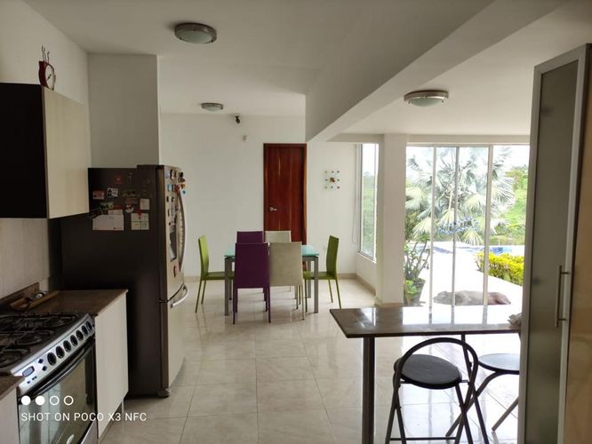 Casa de 5 alcobas en venta en Santa Teresa, Pereira, 575 m² · foto 4 de 24