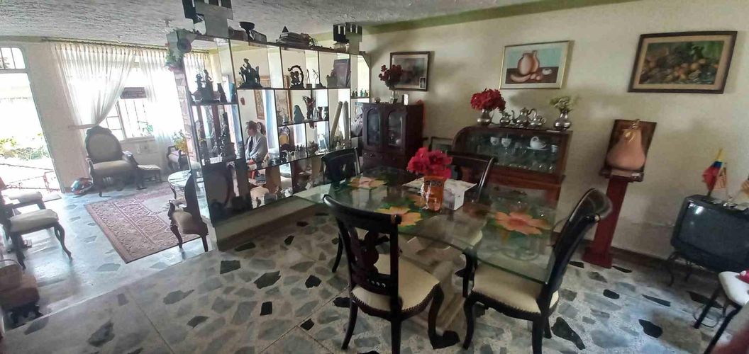 Casa en venta en Granada, Armenia · foto 4 de 24