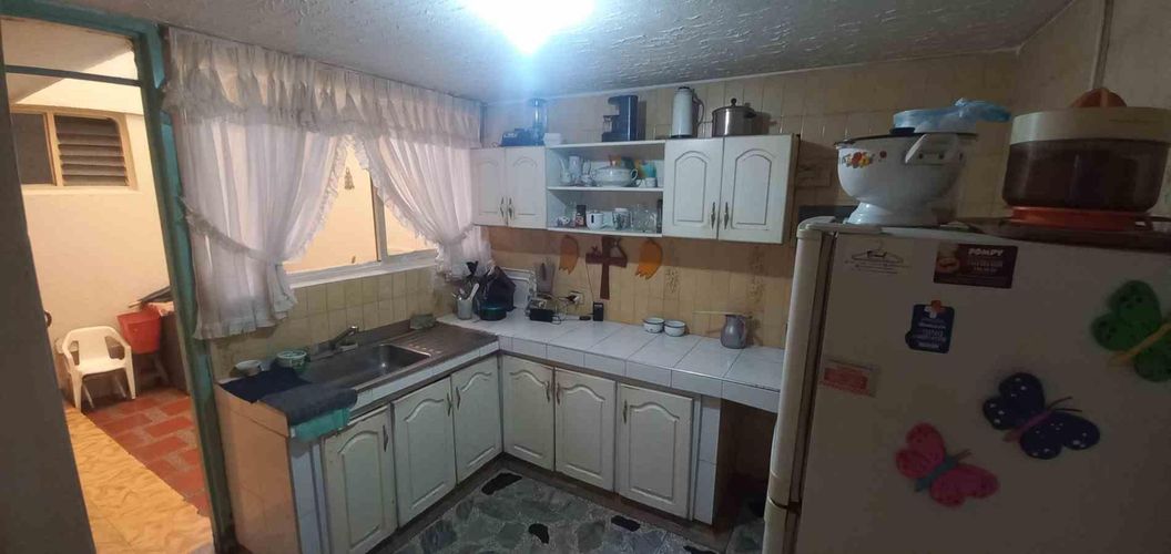 Casa en venta en Granada, Armenia · foto 5 de 24