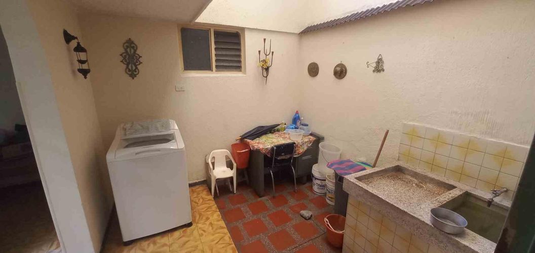 Casa en venta en Granada, Armenia · foto 7 de 24