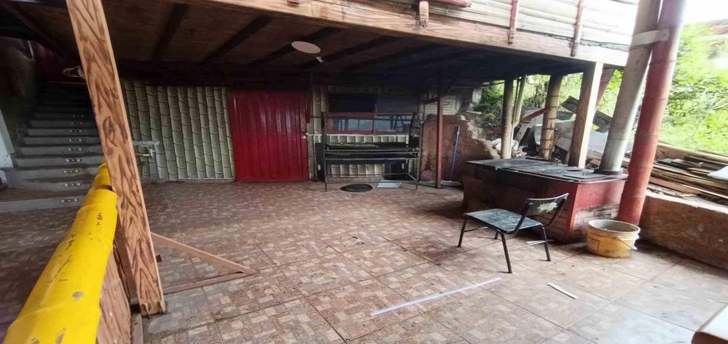 Casa de 18 alcobas en venta en Bajo Tablazo, Manizales, 700 m² · foto 12 de 24