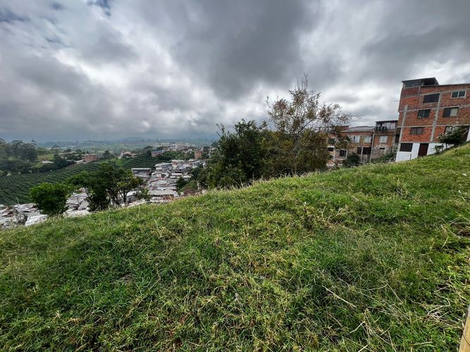 Lote en venta en Altagracia, Pereira, 3907 m² · foto 8 de 16