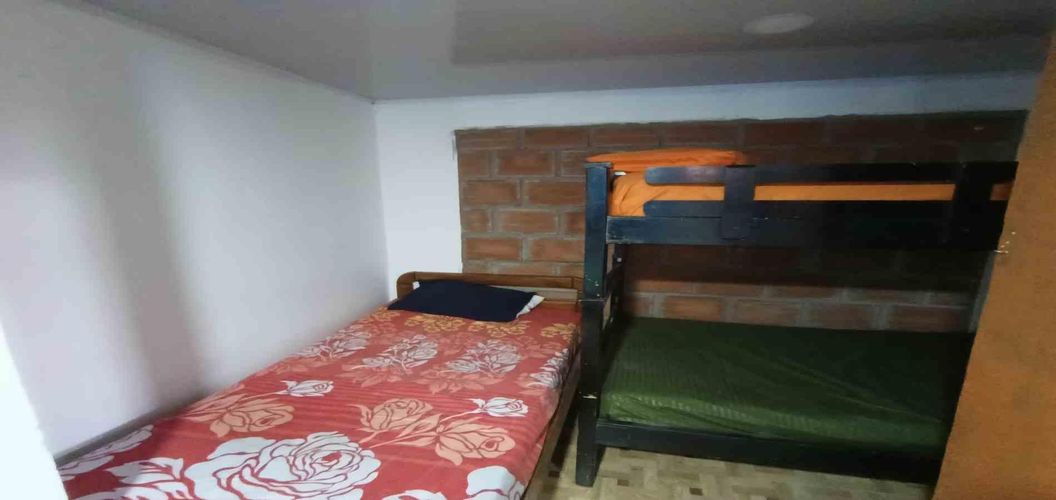 Casa de 18 alcobas en venta en Bajo Tablazo, Manizales, 700 m² · foto 18 de 24