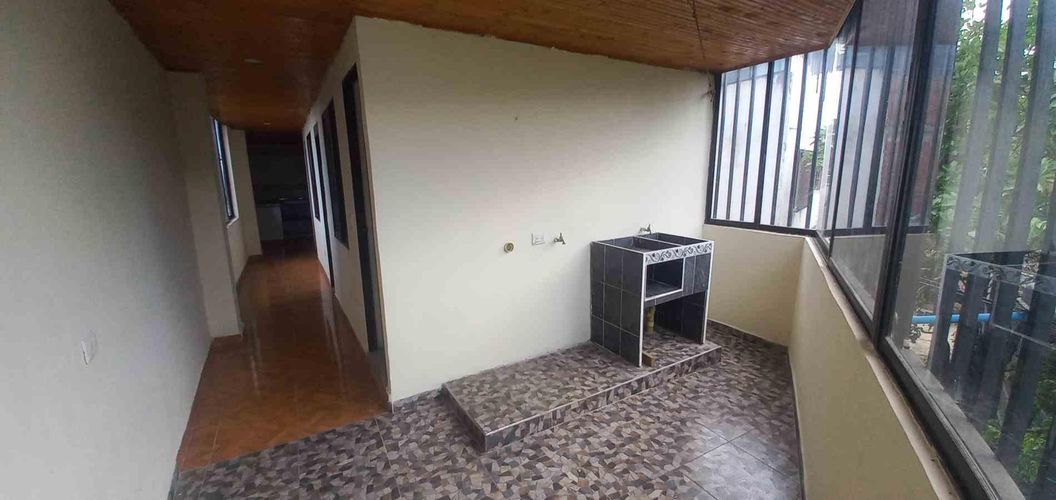 Apartamento de 5 alcobas en venta en Tres Esquinas, Armenia, 300 m² · foto 11 de 20