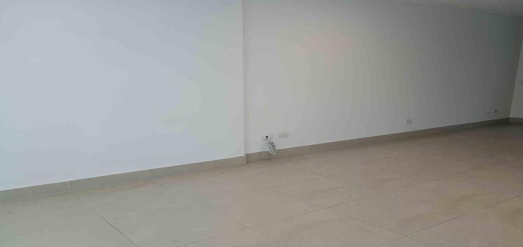 Local en venta en Avenida 19 Norte, Armenia, 30 m² · foto 3 de 16