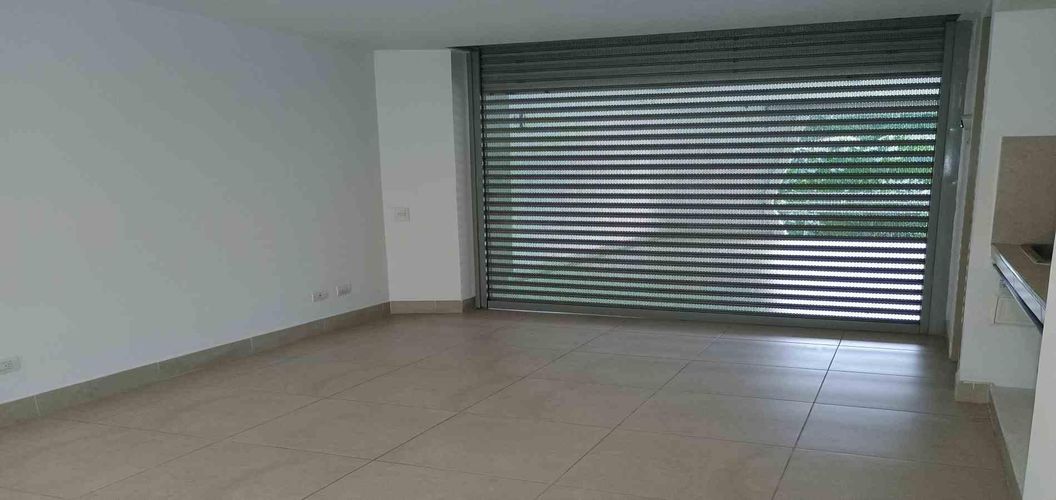 Local en venta en Avenida 19 Norte, Armenia, 30 m² · foto 13 de 16