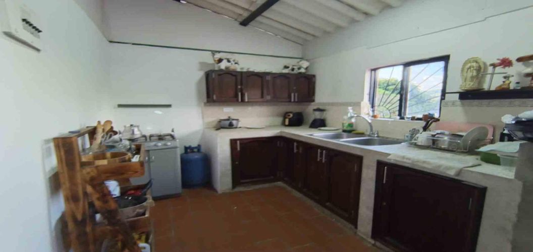 Casa de 5 alcobas en venta en Faneon, Manizales, 198 m² · foto 11 de 24