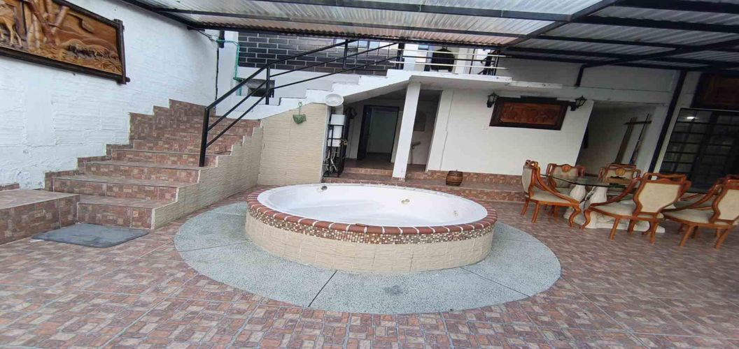 Casa de 5 alcobas en venta en Faneon, Manizales, 198 m² · foto 15 de 24