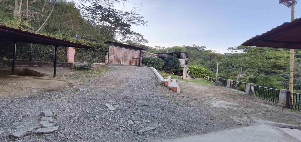 Casa de 5 alcobas en venta en Faneon, Manizales, 198 m² · foto 19 de 24