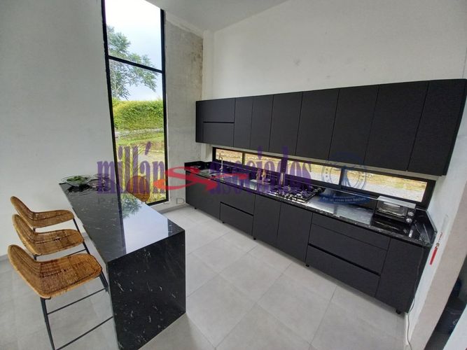 Casa de 3 alcobas en venta en El Rosario, Manizales, 320 m² · foto 3 de 19