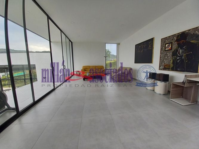 Casa de 3 alcobas en venta en El Rosario, Manizales, 320 m² · foto 19 de 19