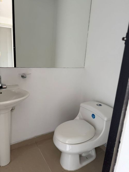 Local en venta en Super Inter Avenida 19, Armenia, 55 m² · foto 2 de 24