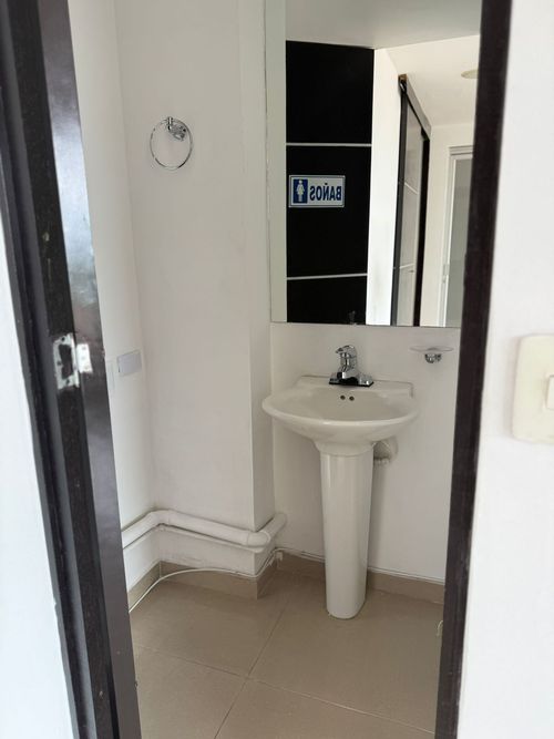 Local en venta en Super Inter Avenida 19, Armenia, 55 m² · foto 15 de 24