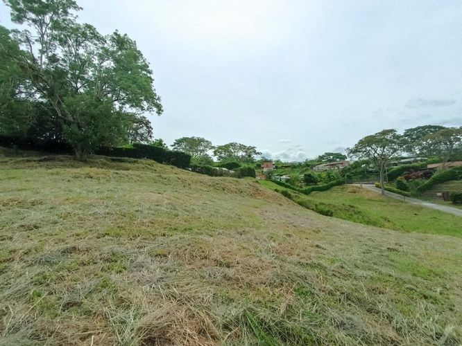 Lote en venta en El Rio, Manizales, 1283 m² · foto 3 de 6