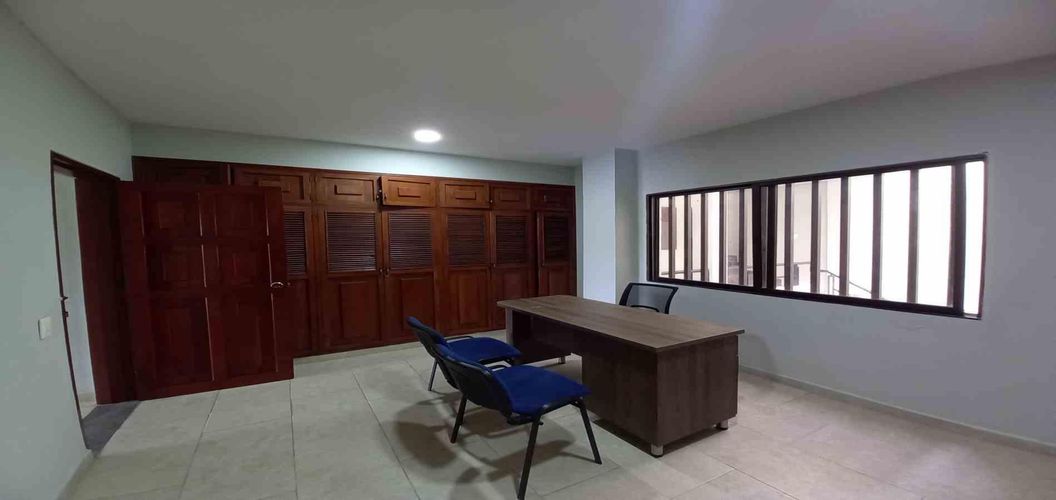Oficina en arriendo en Maraya, Pereira, 45 m² · foto 3 de 24