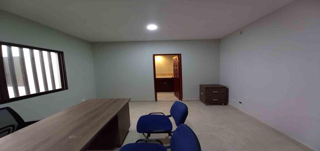 Oficina en arriendo en Maraya, Pereira, 45 m² · foto 8 de 24