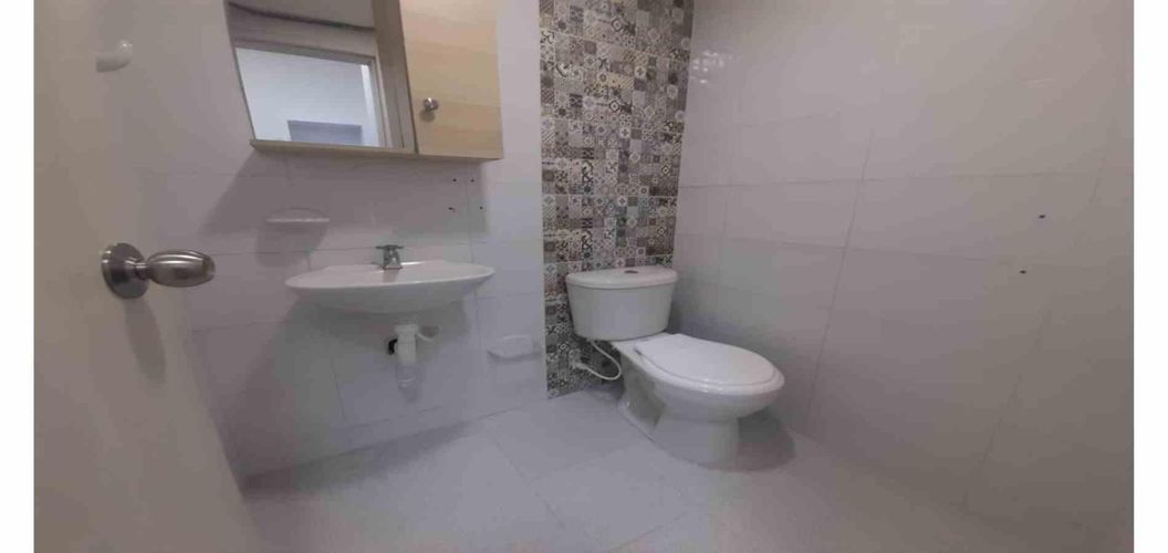Local en venta en El Centro, Manizales, 90 m² · foto 2 de 6