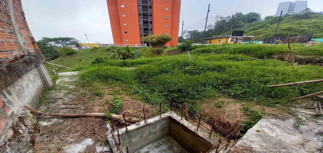 Lote en venta en La Francia, Manizales, 620 m² · foto 4 de 24