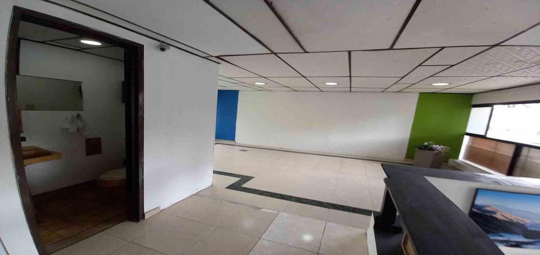 Oficina en arriendo en El Centro, Manizales, 17 m² · foto 2 de 13