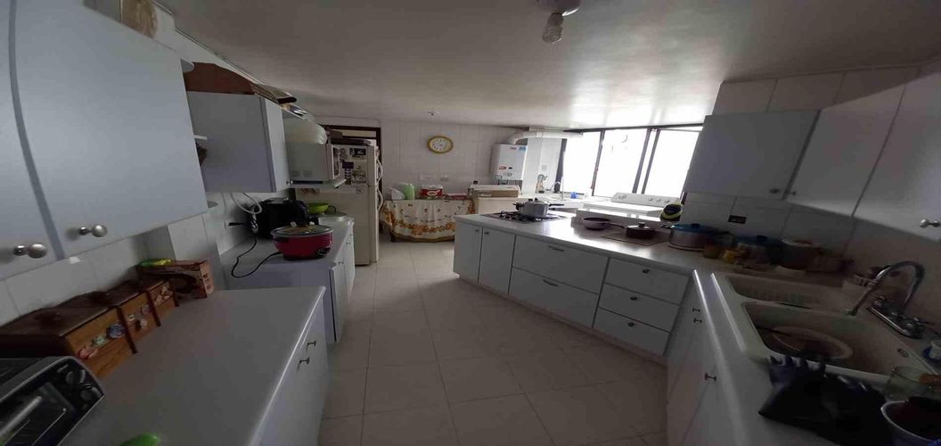 Edificio en venta en Palo Grande, Manizales, 800 m² · foto 4 de 16