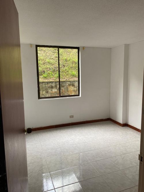 Apartamento en venta en Bosques De La Salle, Pereira · foto 10 de 16