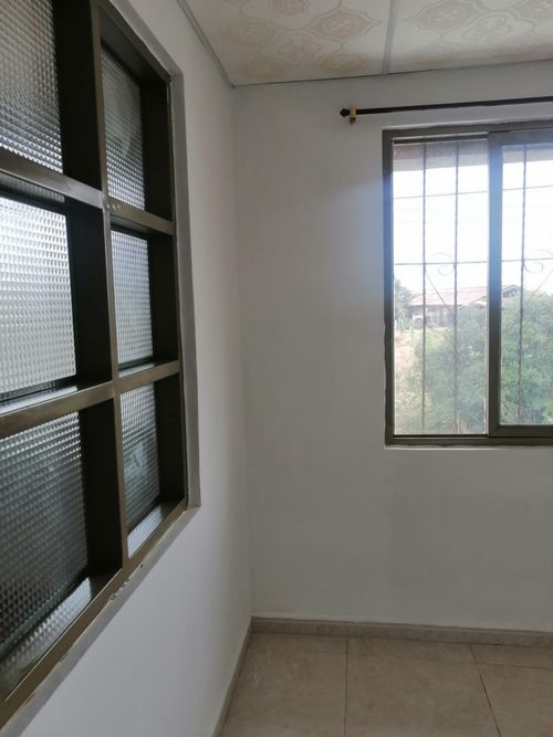 Casa de 8 alcobas en venta en Las Acacias, Armenia, 206 m² · foto 3 de 24